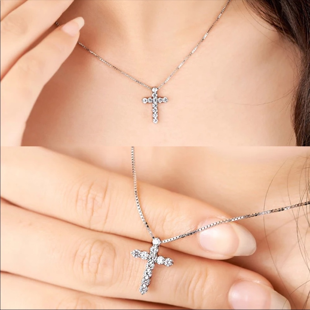 GORGEOUS ♡ AAA Cubic Zirconia Diamond CRYSTAL CROSS with Box GIFT - Picture 3 of 10